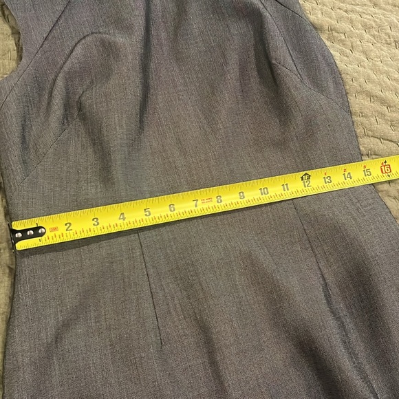 T Tahari Grey Cap Sleeve Knee Length Dress 8 - Picture 8 of 9